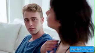 Ончалаш, шеме милашка кузе тиде-пеш кугу да келге парням шупшеш член-влак шке пизда рвезашым кучен