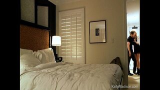 Տաք Սեքս Հյուրանոցային սենյակում Busty Կնոջ