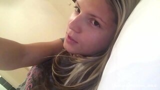 Русская мамочка с молодым парнем