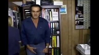 Maksin teenuse eest muul viisil...